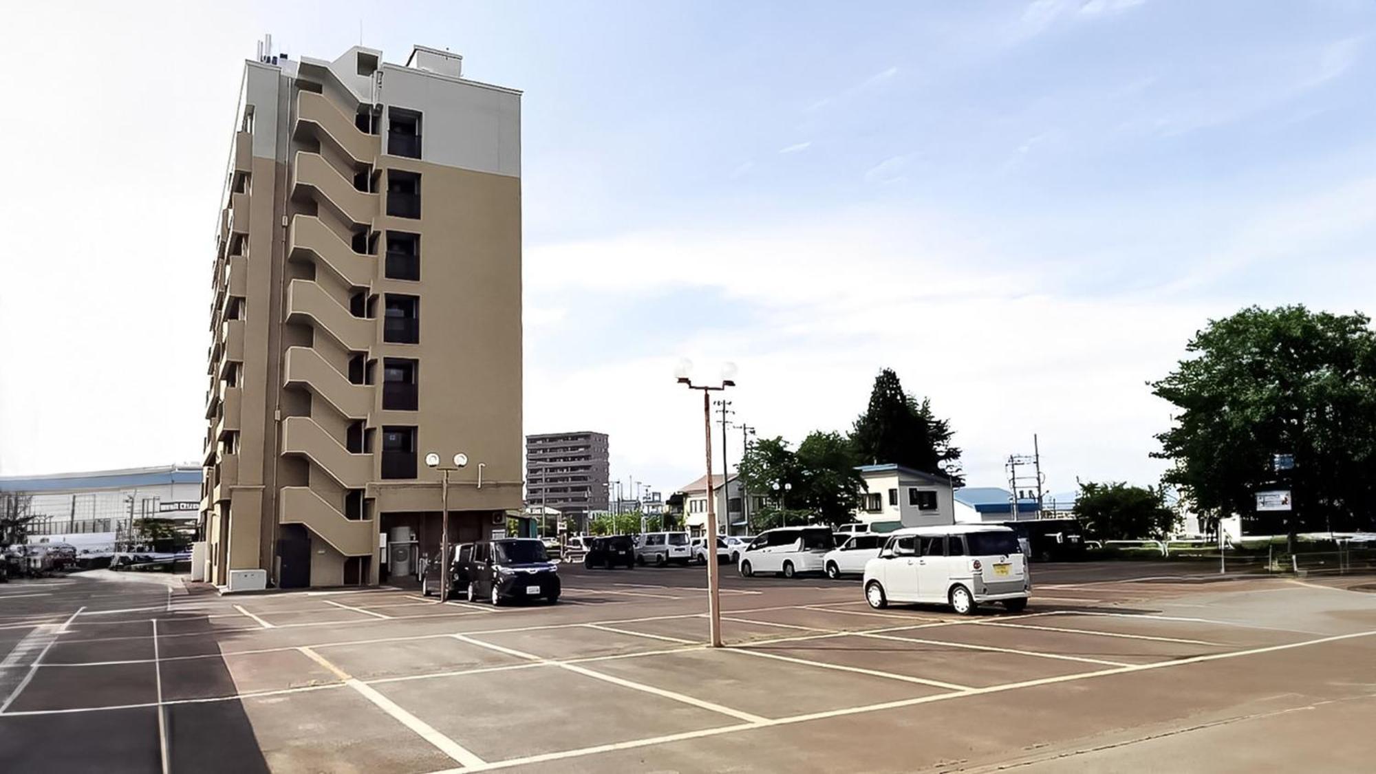 Toyoko Inn Yonezawa Ekimae Exterior photo